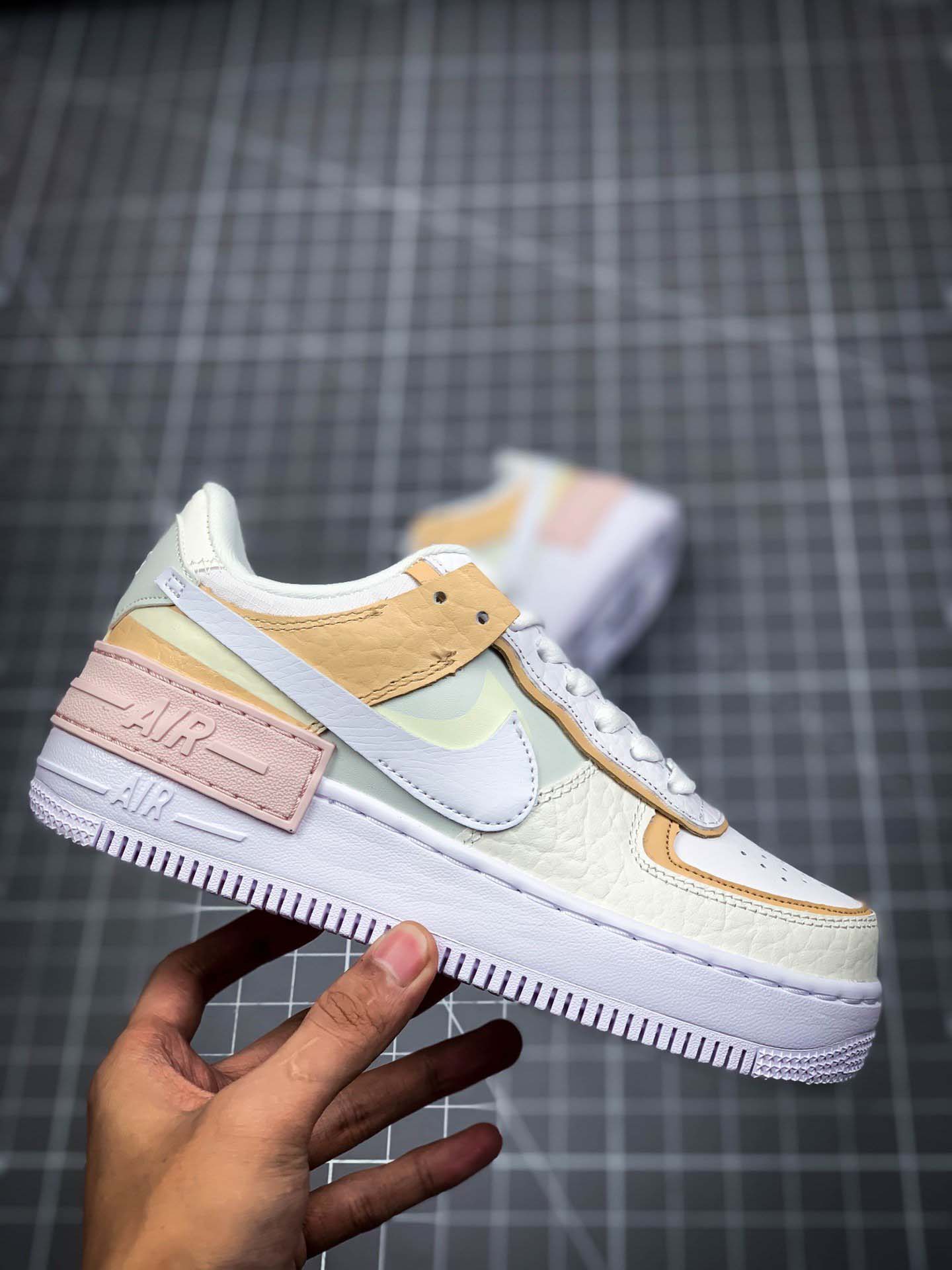 nike air force 1 shadow spruce aura daisy