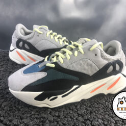 giay-adidas-yeezy-700-wave-runner-boots-calabasas-b7557111