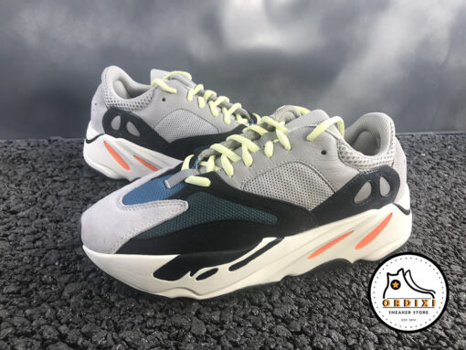 giay-adidas-yeezy-700-wave-runner-boots-calabasas-b7557111