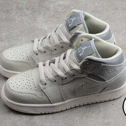 giay-nike-air-jordan-1-mid-light-bonegrey-gs-554725-053