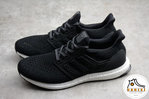 giay-adidas-ultra-boost-clima-4-0-black-white-cq7081