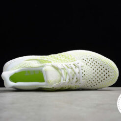 giay-adidas-ultra-boost-clima-solar-yellow-aq0481-1