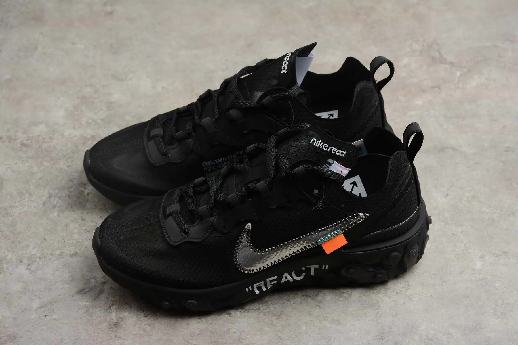 Giay NIKE REACT ELEMENT 87 X OFF WHITE AQ0068 001 Gia R