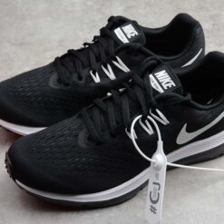 Nike zoom winflo 4 giá hotsell