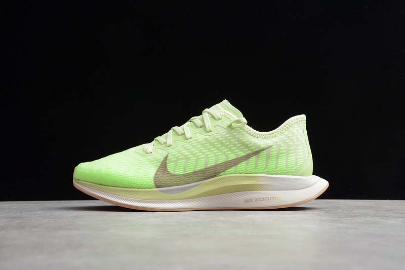 nike pegasus mint green