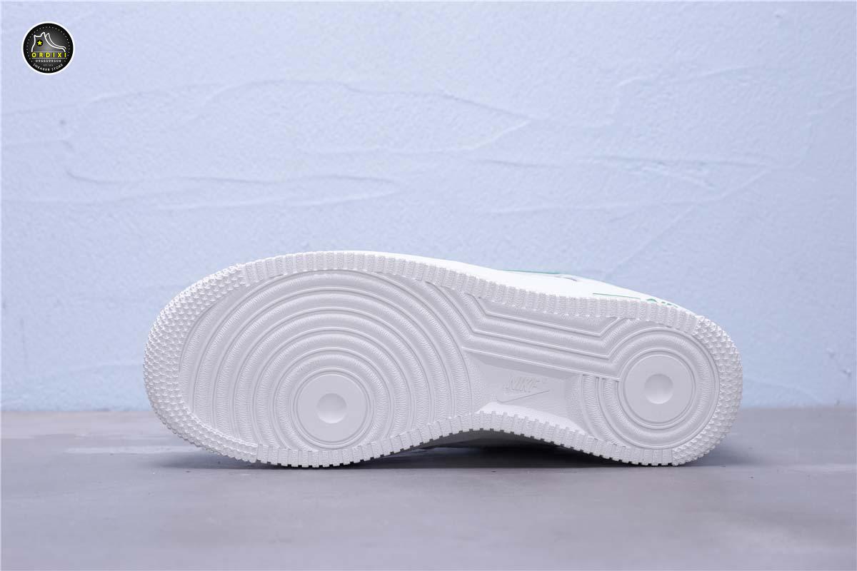 air force 1 x stranger things