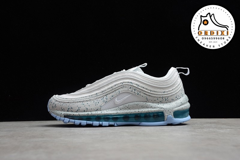 white and grey air max 97