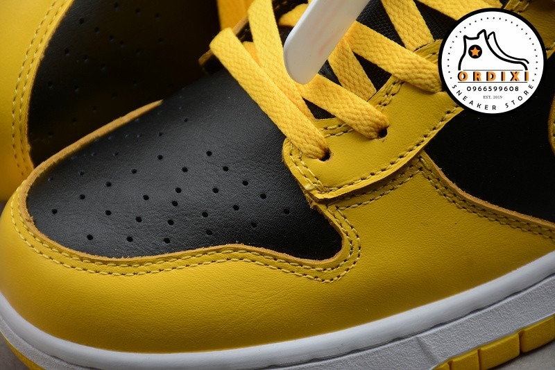 nike dunk high black varsity maize on feet