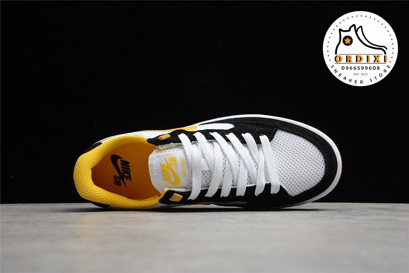 nike sb adversary black gold